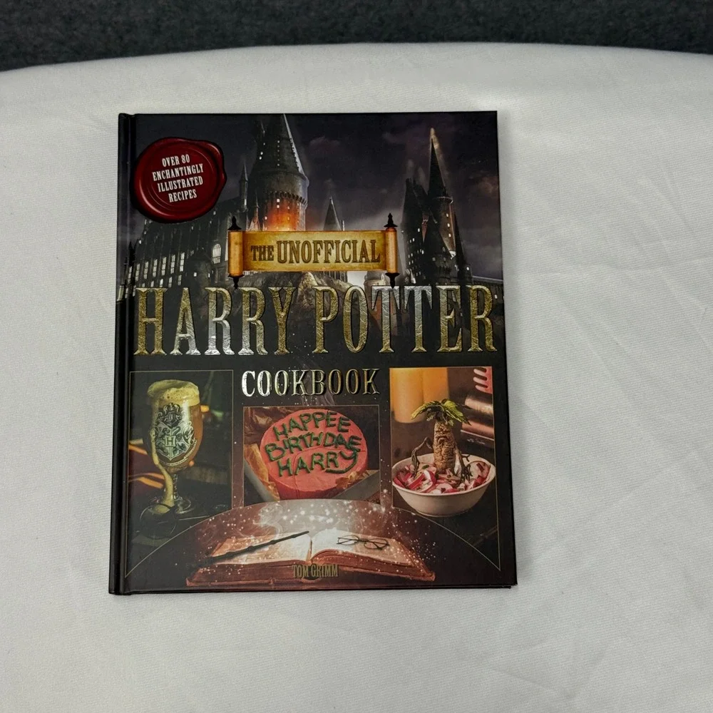 The Unofficial Harry Potter Cookbook Tom Grimm Hardcover 80+ Illustrated Recipes
